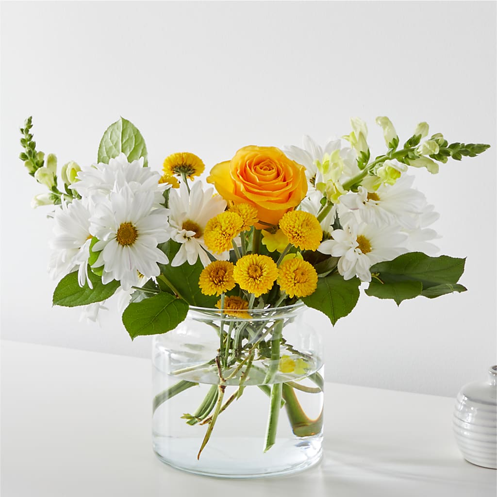 Sun Salutation Bouquet – De Santis Florist Inc, Columbus OH