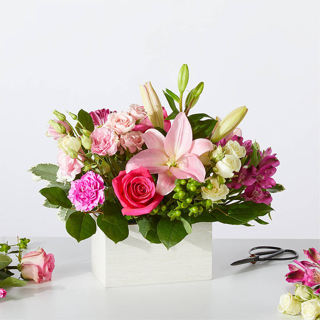 Sweetberry Box – A Florist Original – De Santis Florist Inc, Columbus OH