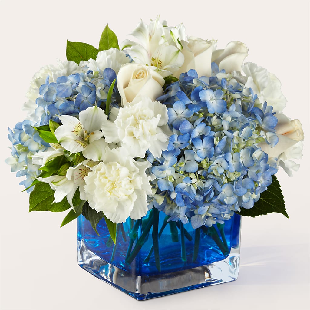 Soothing Waters Bouquet – De Santis Florist Inc, Columbus OH