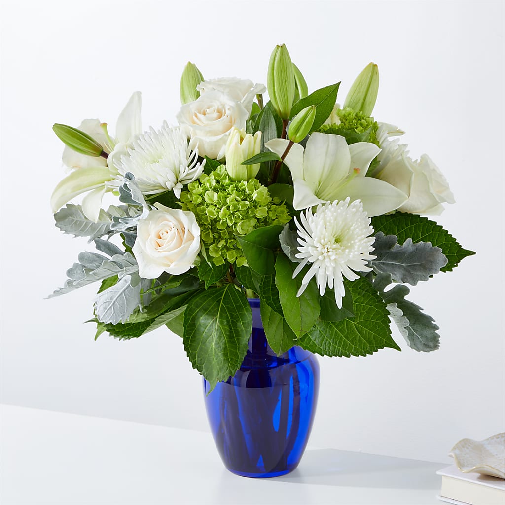 Snowy Dreams Bouquet – De Santis Florist Inc, Columbus OH