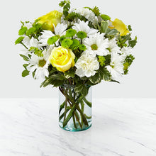 Load image into Gallery viewer, Happy Day Bouquet
