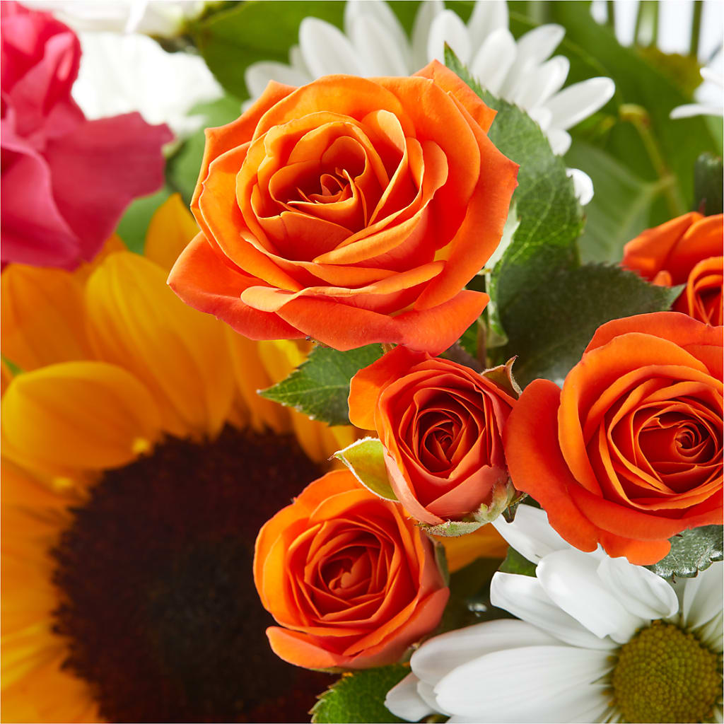 Sun-drenched Blooms Bouquet –  De Santis Florist Inc, Columbus OH