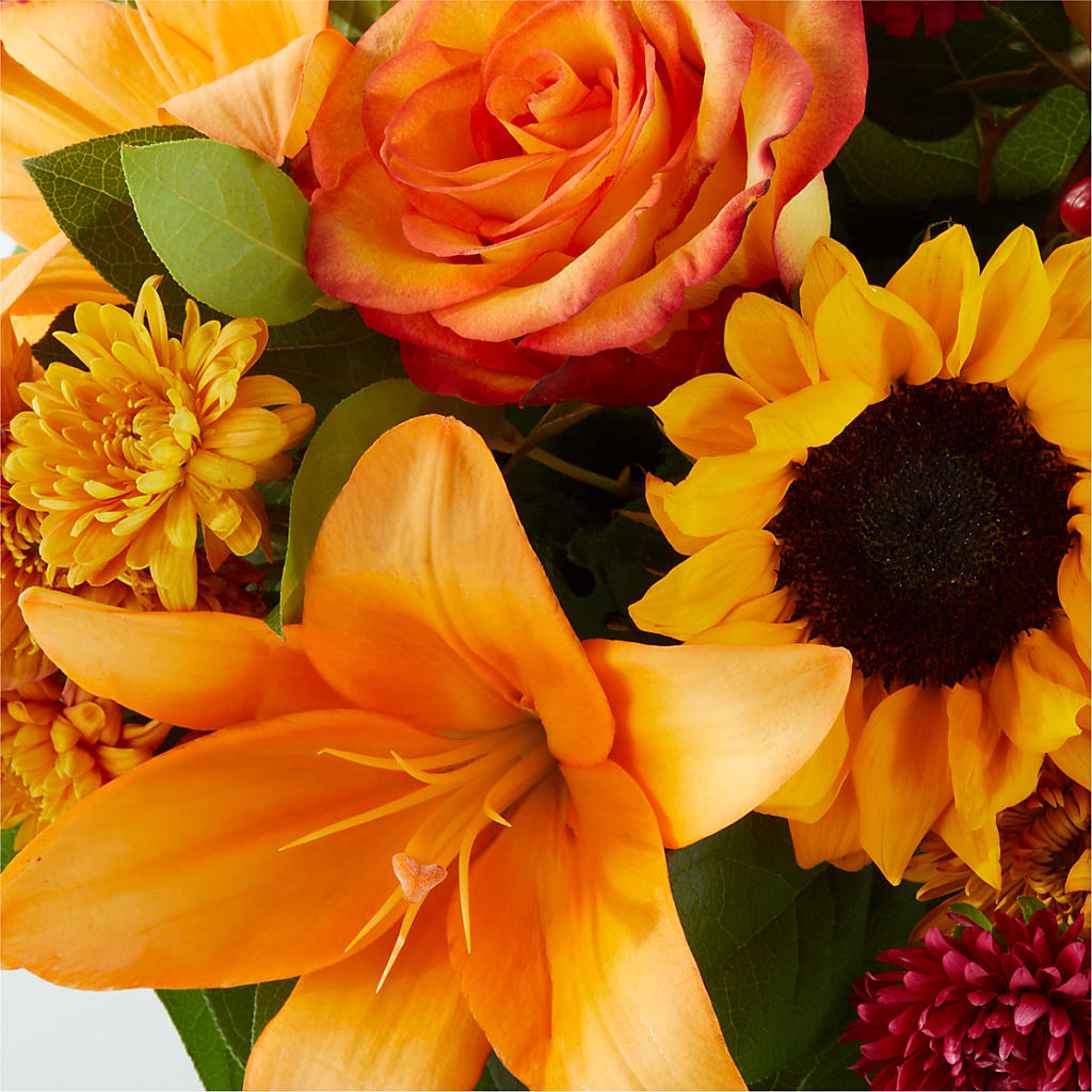 Grateful Centerpiece –  De Santis Florist Inc, Columbus OH