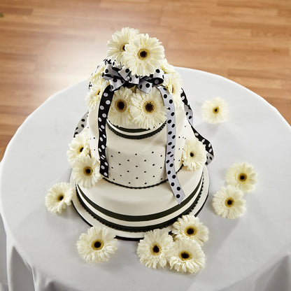 Simple Sophistication Cake Décor –  De Santis Florist Inc, Columbus OH